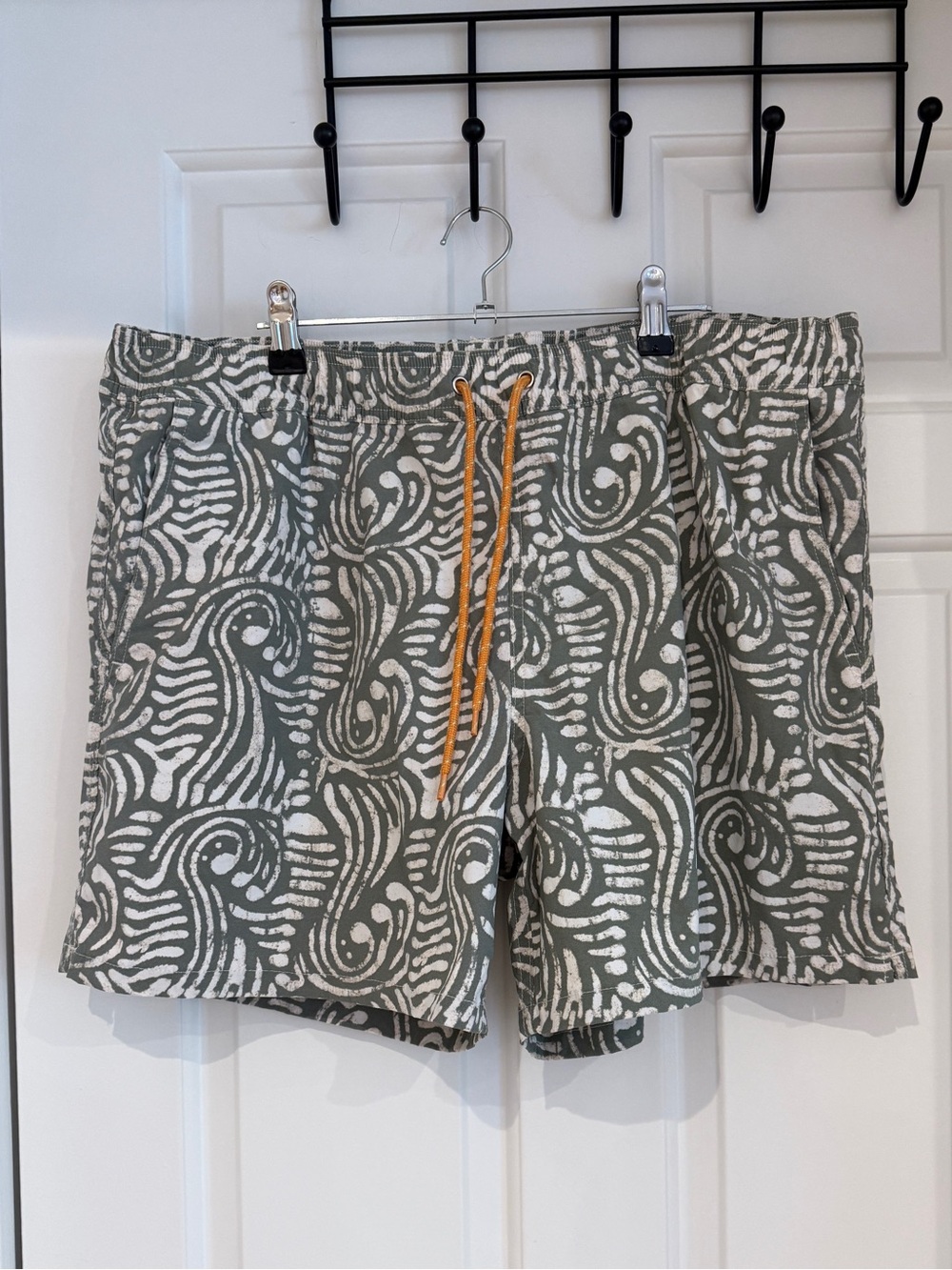 J.Crew men’s swim trunks - great condition - XL